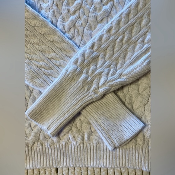 EUC! Unusual diagonal cable knit fitted sweater from J. Crew - Picture 4 of 6